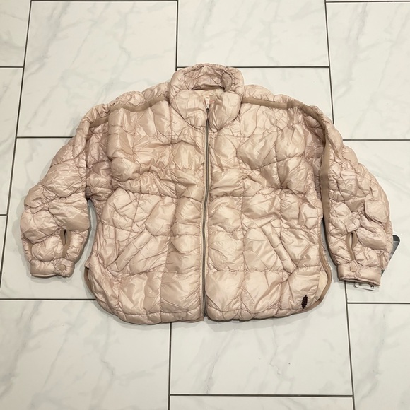 NWT Free People x FP Movement Pippa Scrunchy Glossy Packable Puffer Jacket - Picture 12 of 15